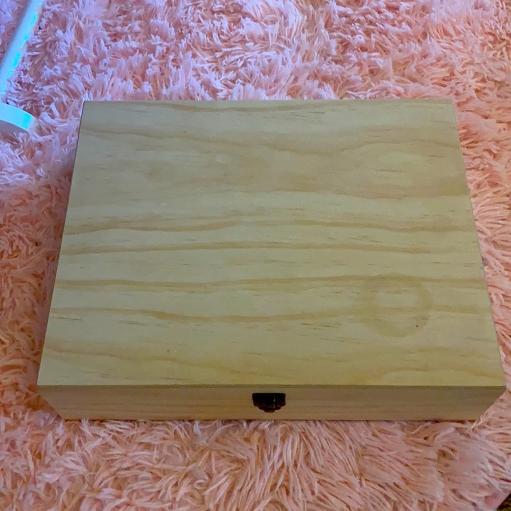 Essential Oils Storage Box- Holds 68 essential Oils!